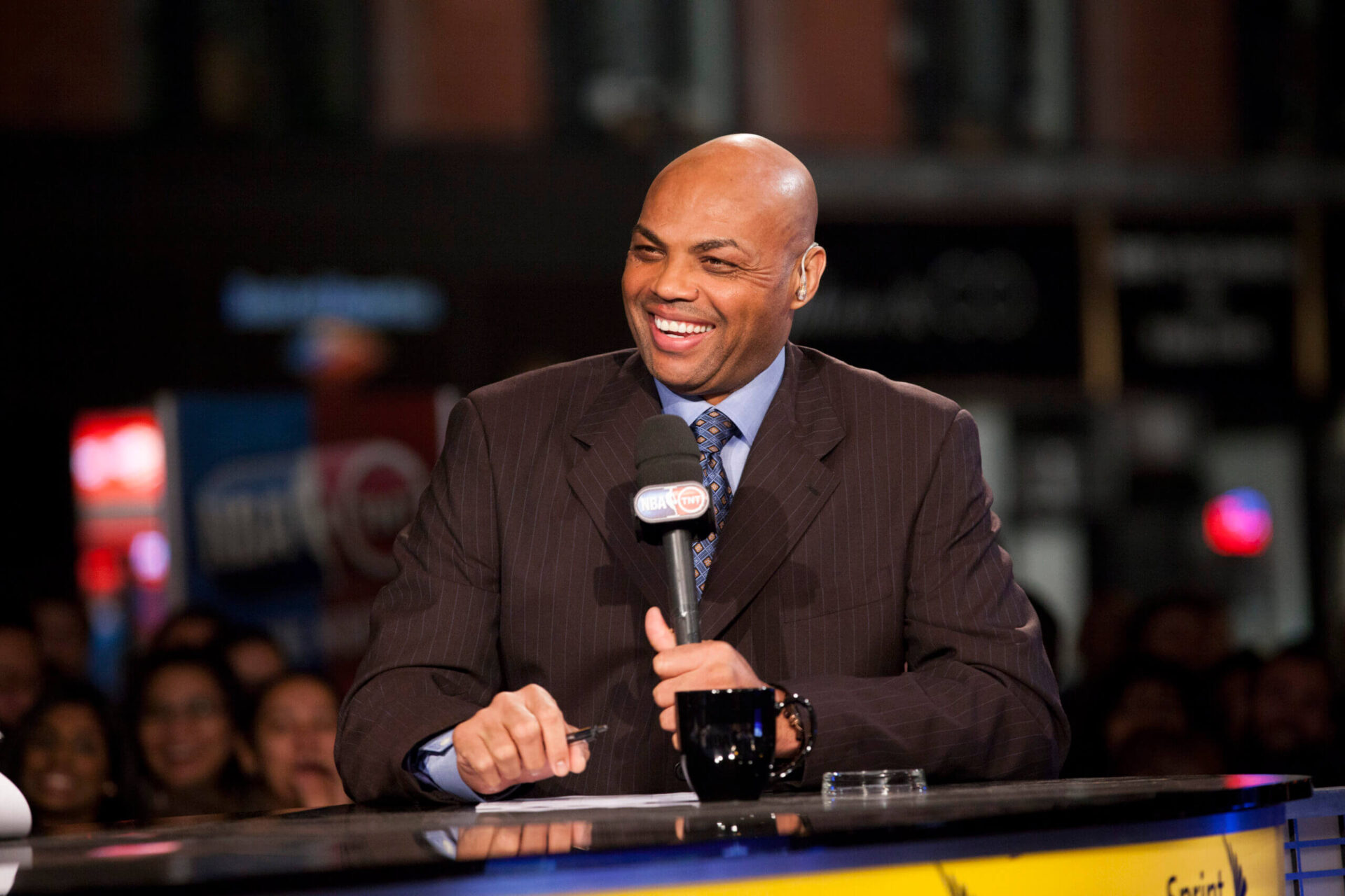 Charles Barkley to entertain deals if TNT doesn't honor contract