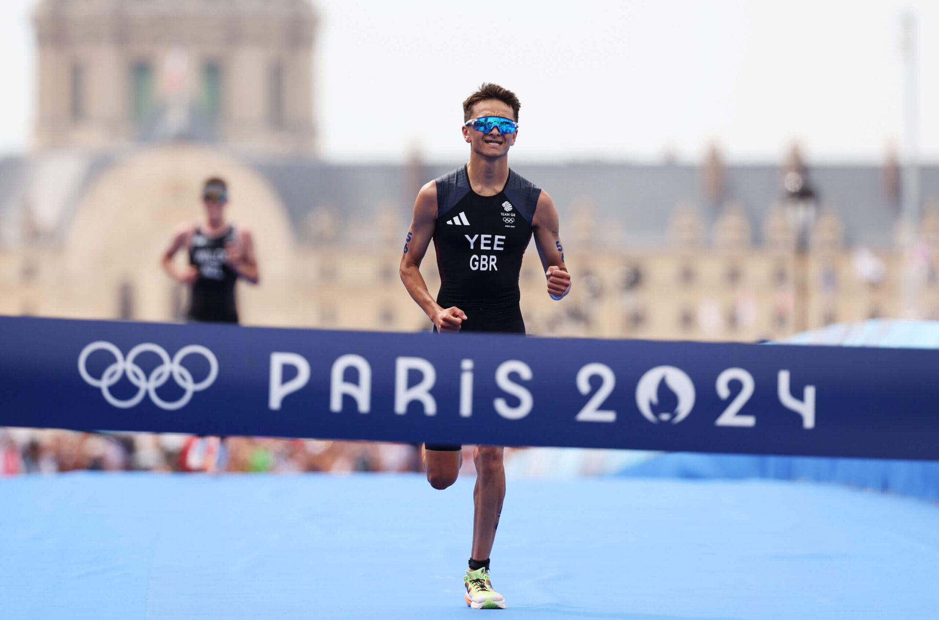 Yee wins men's Olympic triathlon gold with dramatic comeback